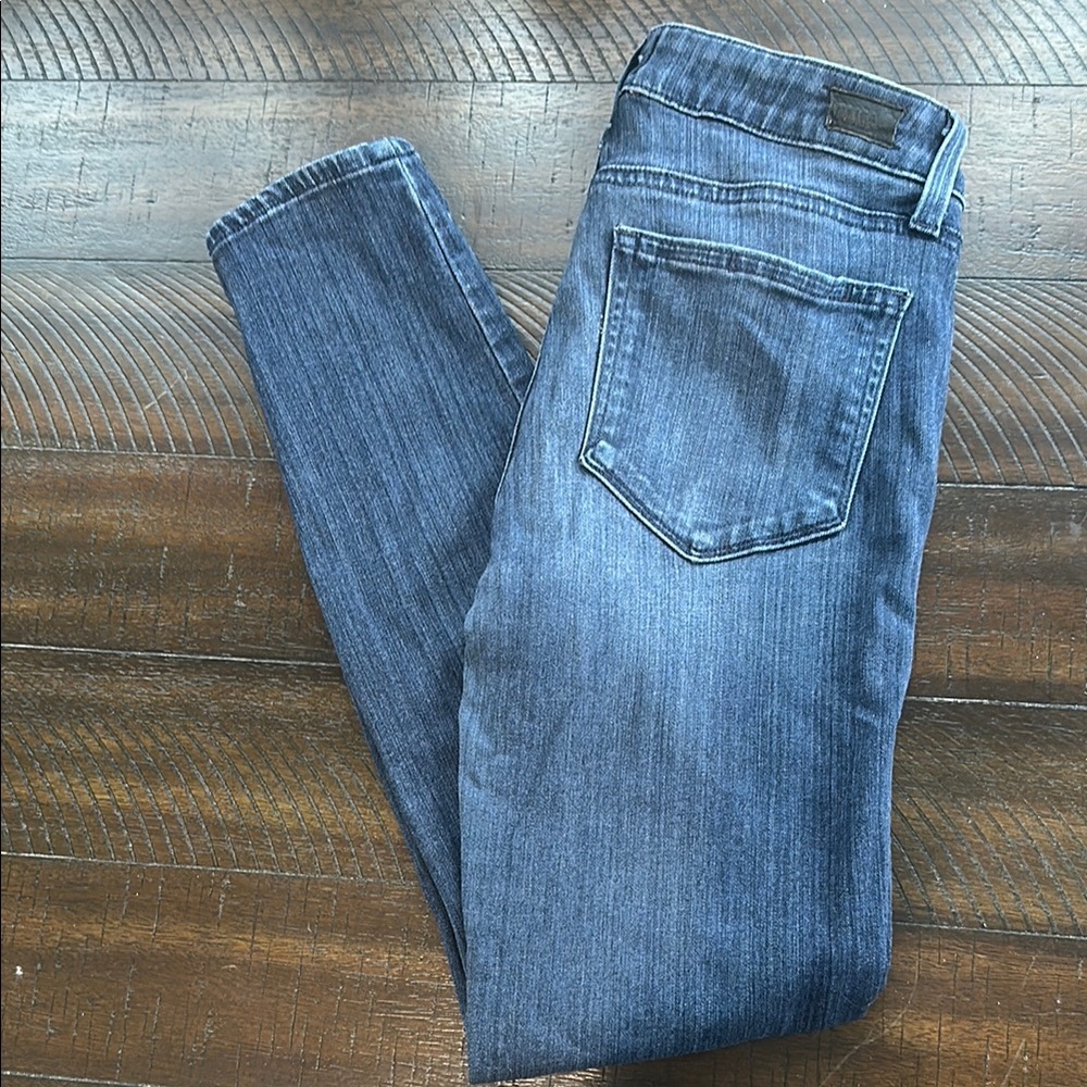 PAIGE Blue Skinny Jeans Classic Denim Style